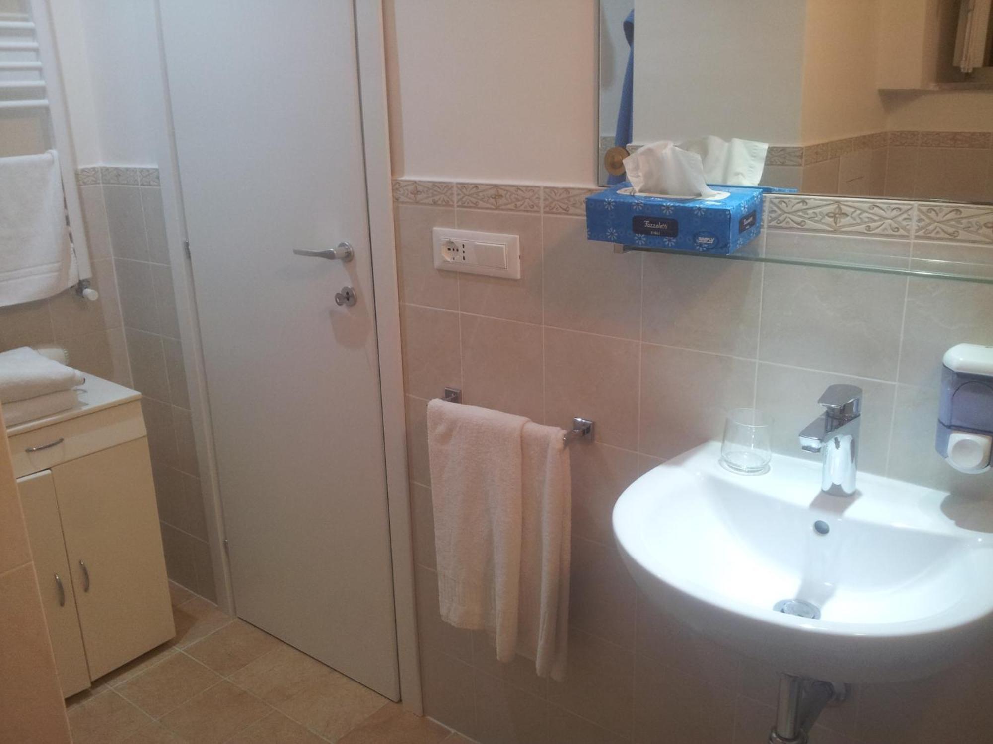 B&B Graziani Relais Наполи Стая снимка