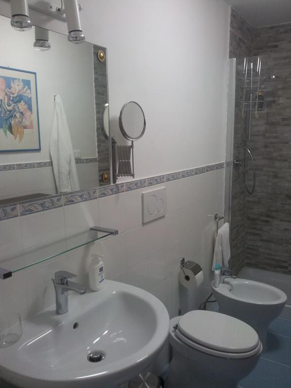 B&B Graziani Relais Наполи Стая снимка