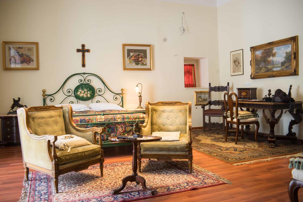 B&B Graziani Relais Наполи Екстериор снимка