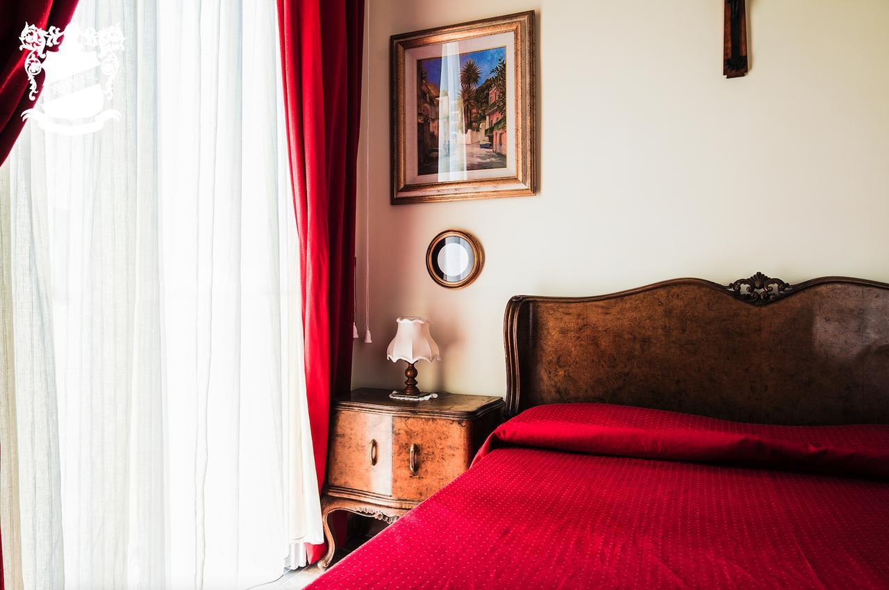 B&B Graziani Relais Наполи Екстериор снимка